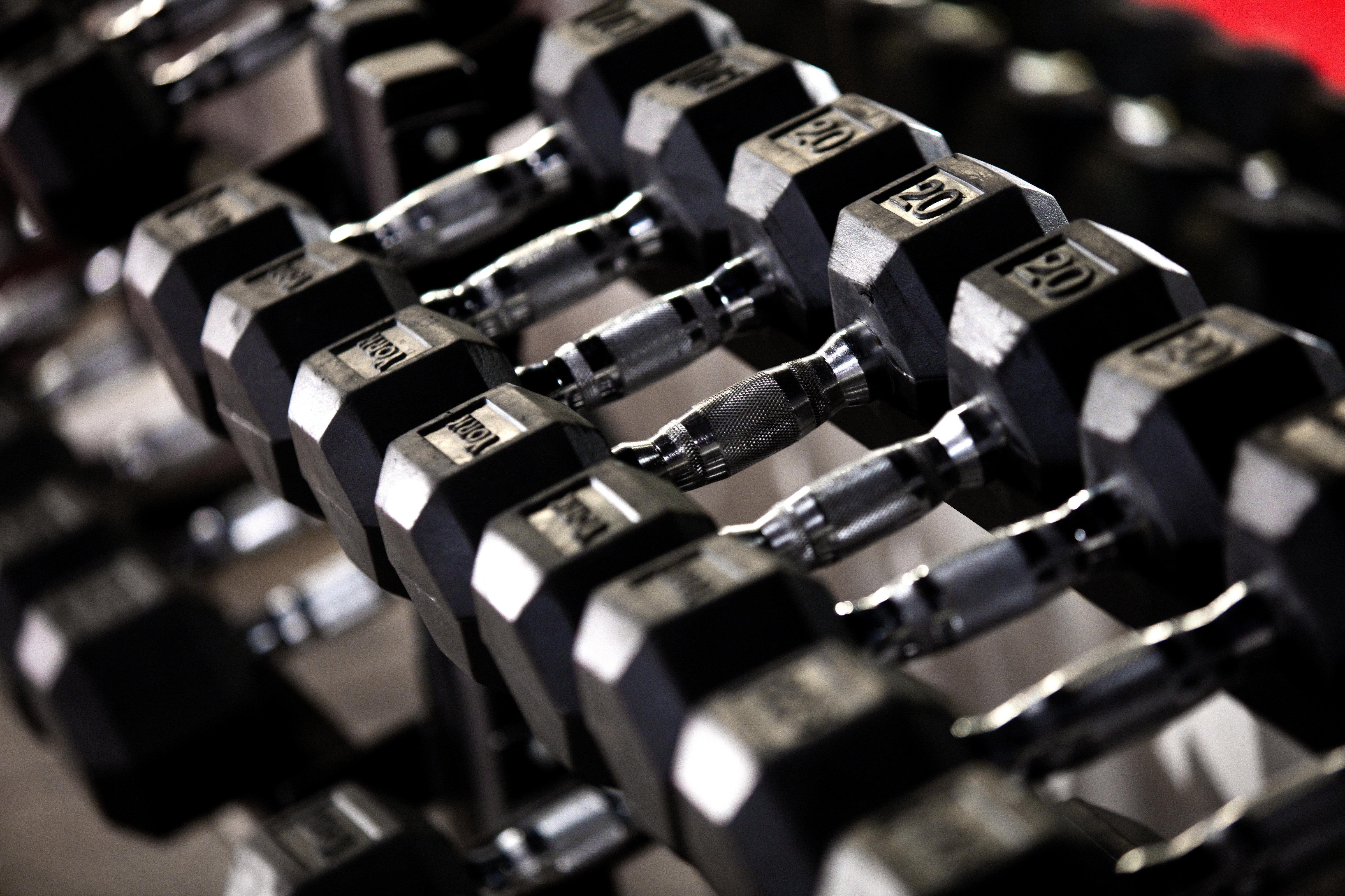 โรงแรมคิมป์ตัน เอพิก ไมอามี ภายนอก รูปภาพ Hexagonal dumbbells